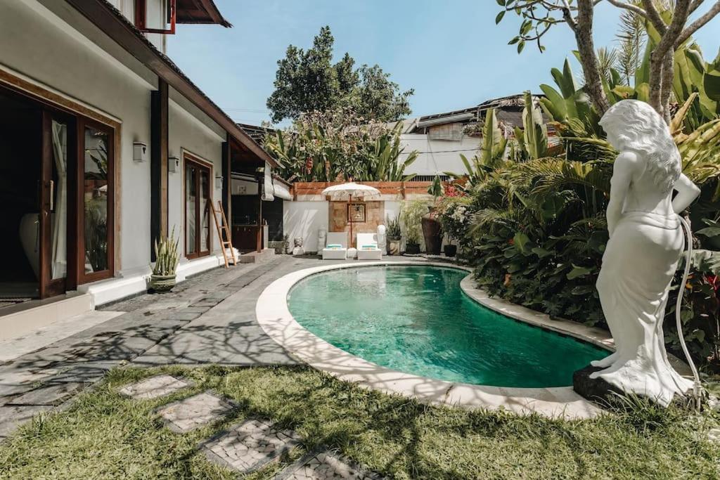 Villa Nelayan Sands