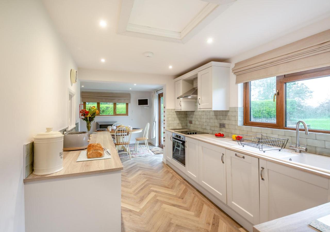 2 Bed in Pwllheli oc-brynpe view 4