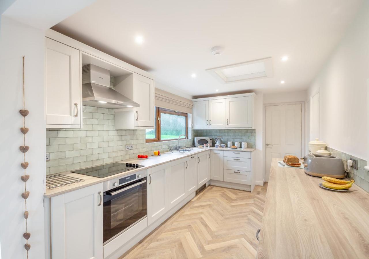 2 Bed in Pwllheli oc-brynpe view 3
