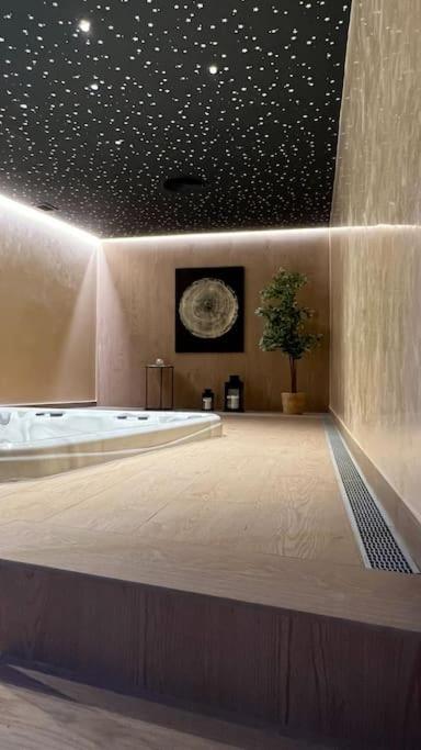 Pure South Penthouse Sea View