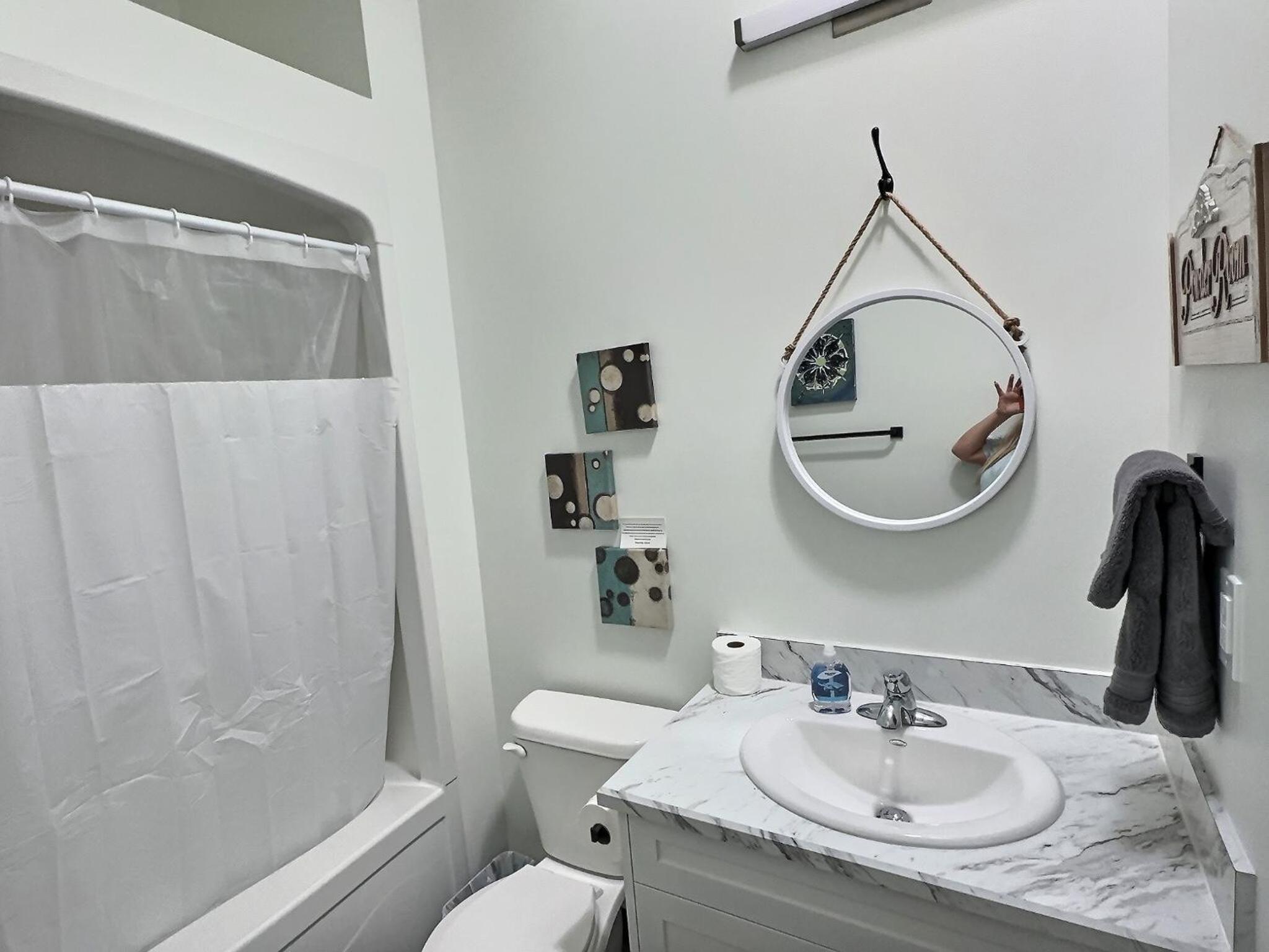 Brandon Vacations - Summer Suite - Pet Friendly - Property Image 3