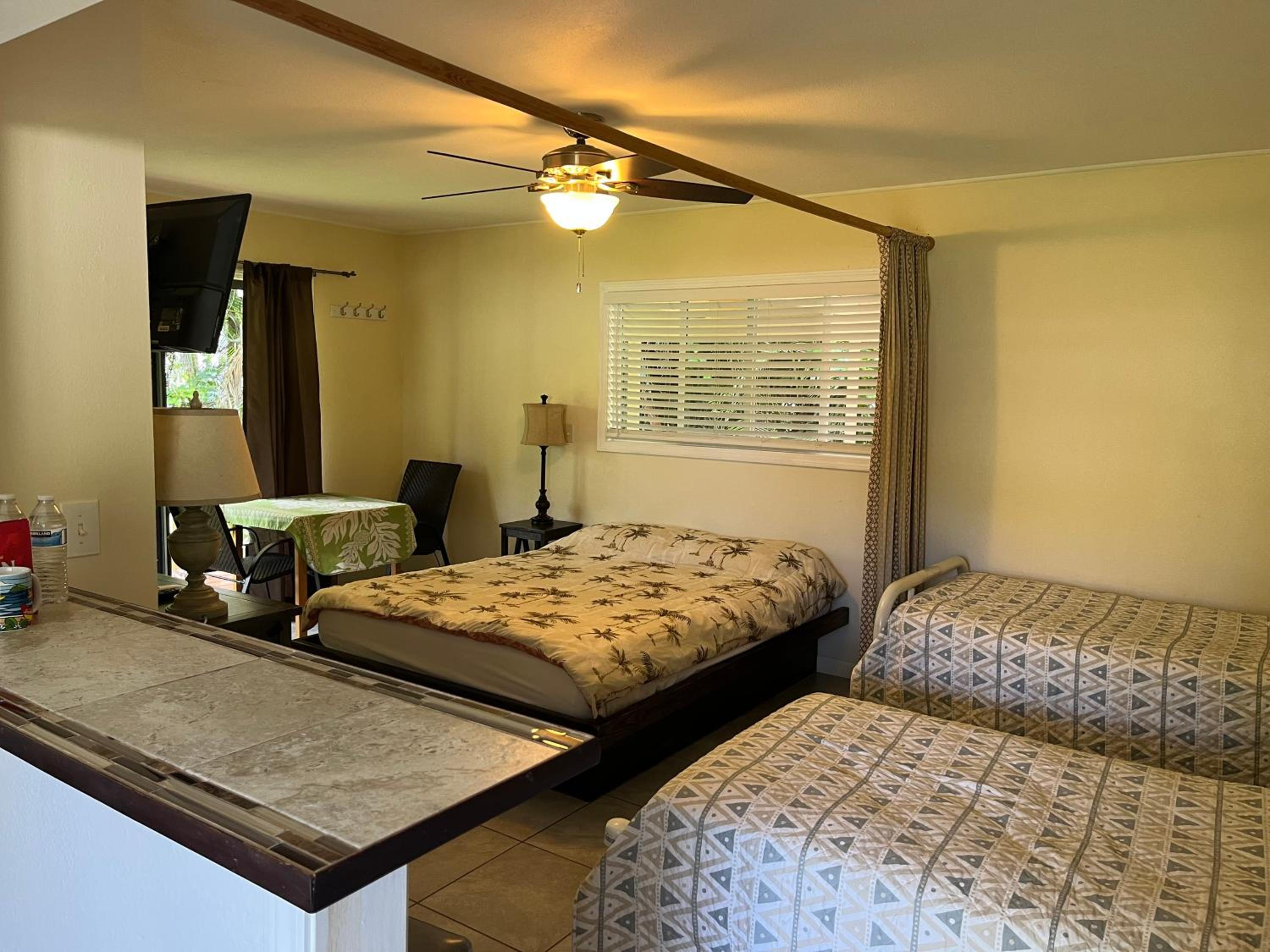 Big Island Vacations - Aaron's cottage - Property Image 5