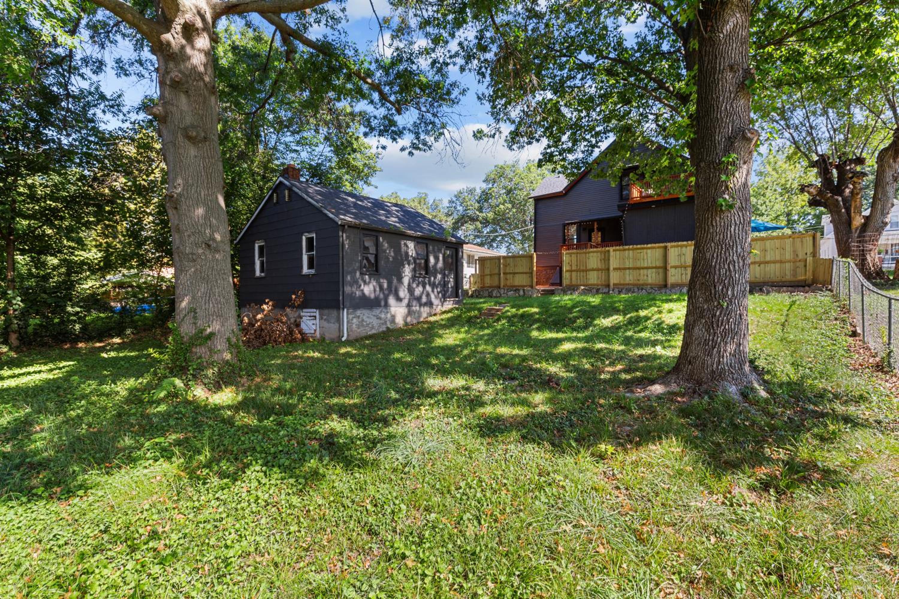 Wine Country Getaway | JZ Vacation Rentals view 2