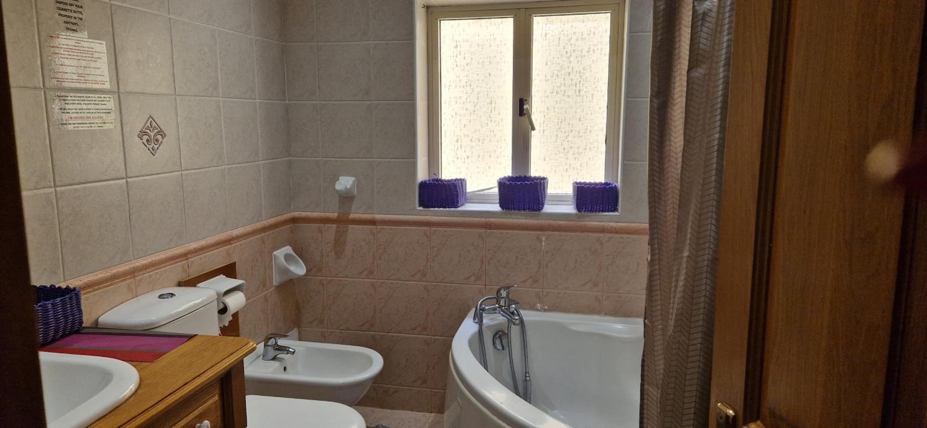 Saracini's Homestay - Property Image 32