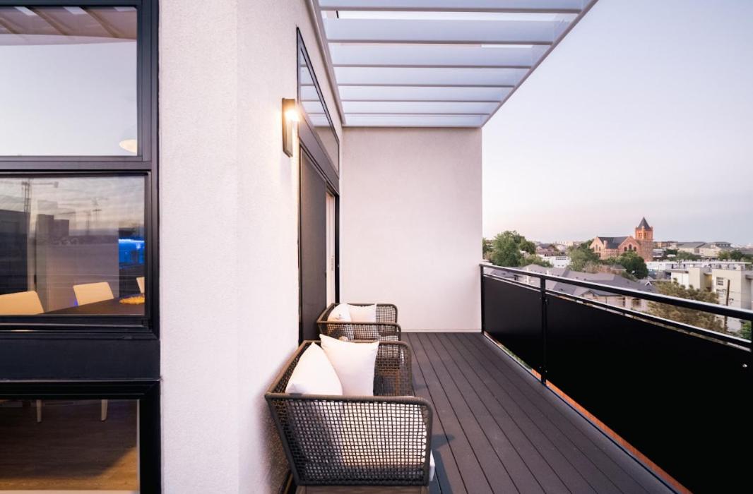 The Penthouse | Espadin LoHi view 2