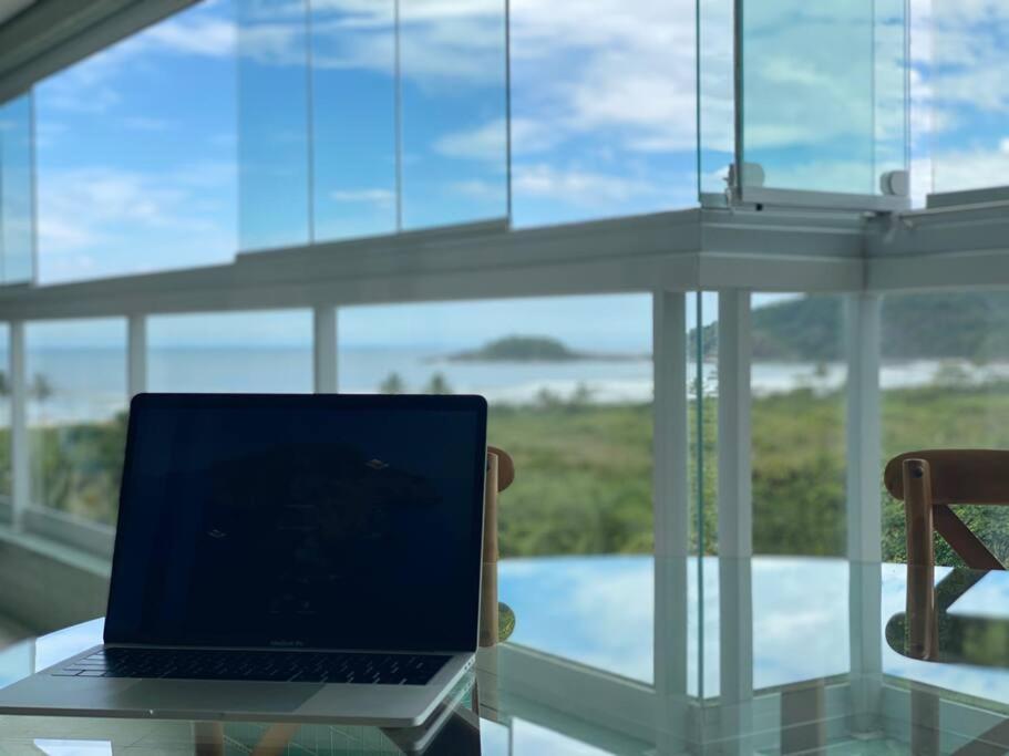 Lindo AP Novo! Vista mar, 100 m da praia na Riviera