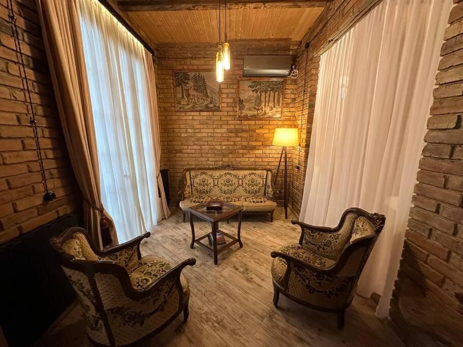 Сity center Loft style Apartment