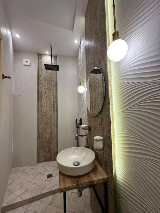 Сity center Loft style Apartment