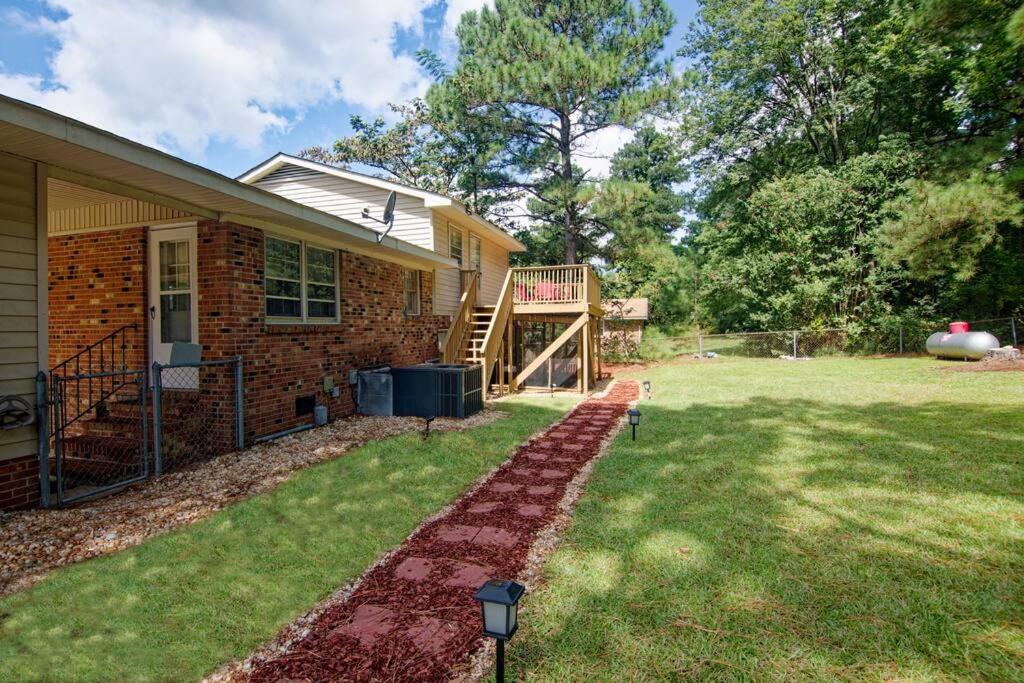 Fayetteville Vacations - Opuluxe Enjoy Fayetteville's 4 BR Hidden Gem! - Property Image 22
