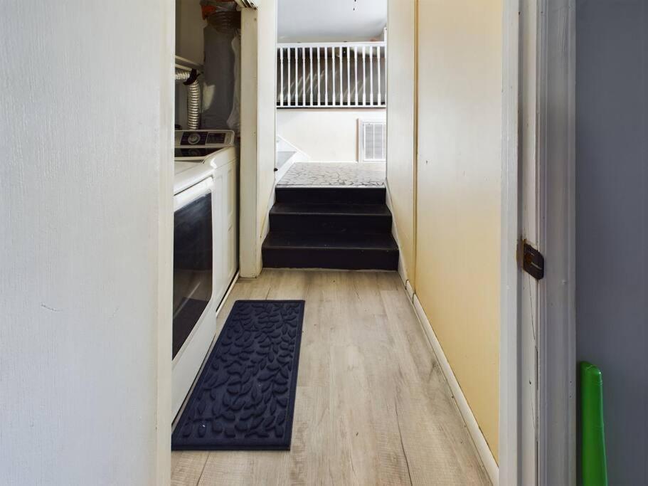 Fayetteville Vacations - Opuluxe Enjoy Fayetteville's 4 BR Hidden Gem! - Property Image 9