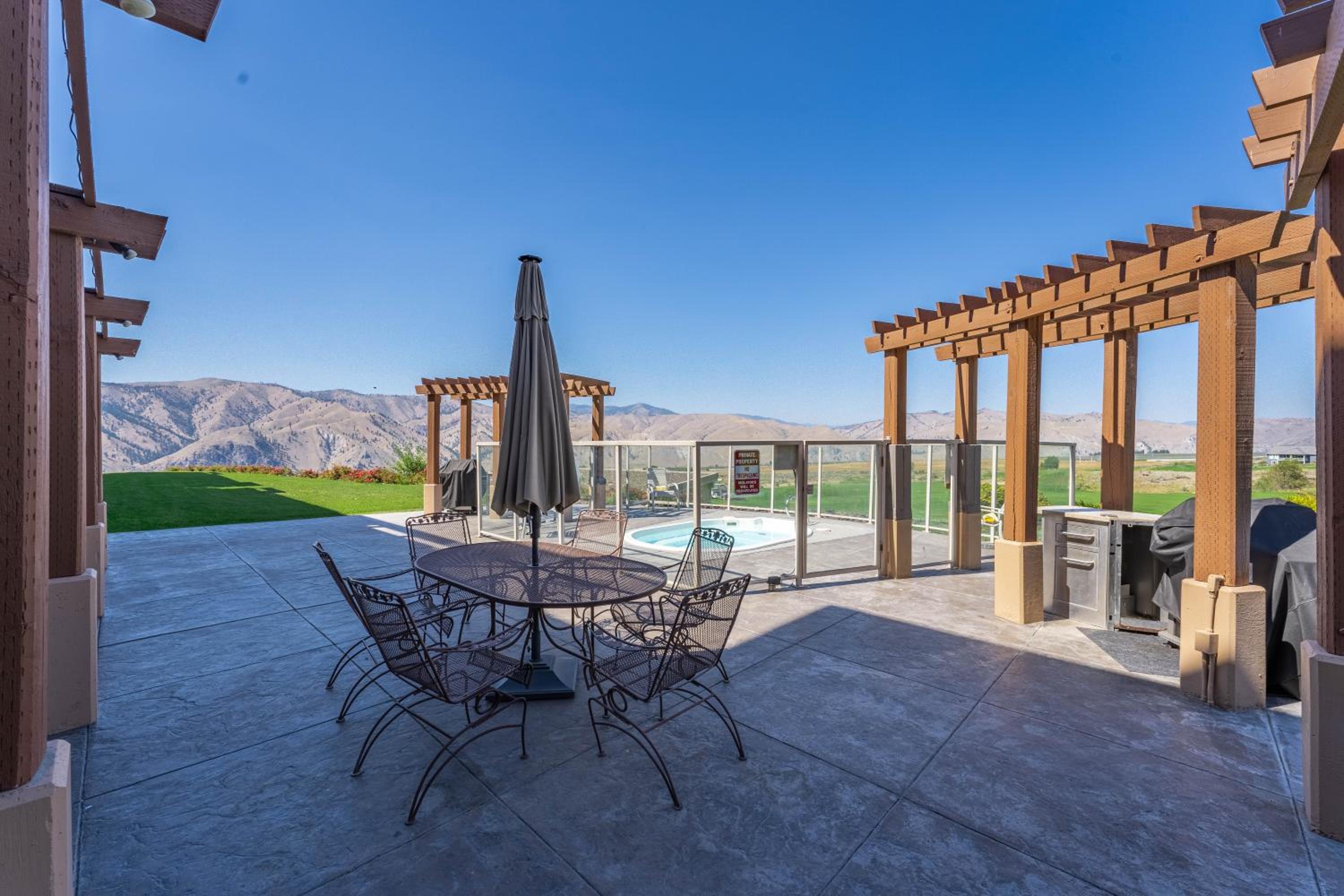 Desert Canyon Golf Resort
