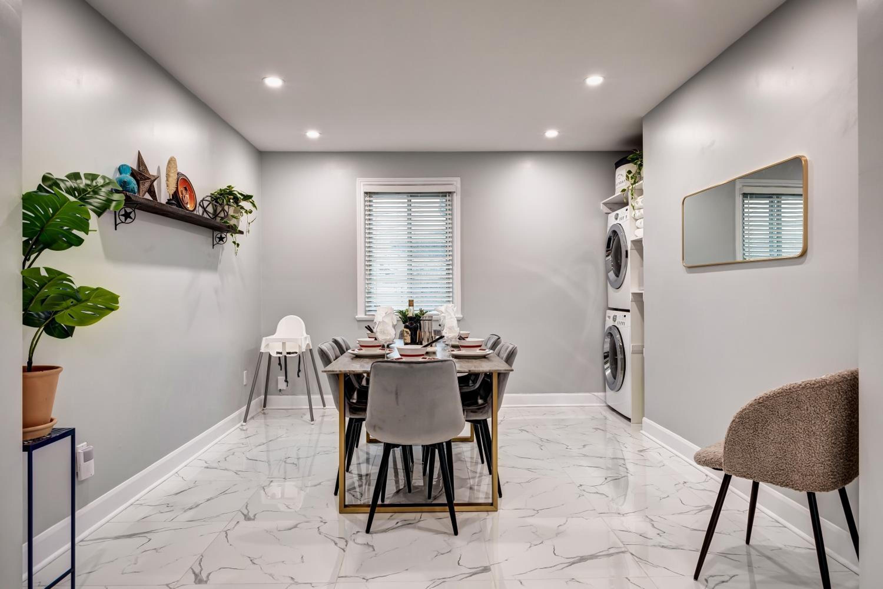 Modern 3 Bedrooms Lacordaire Suite