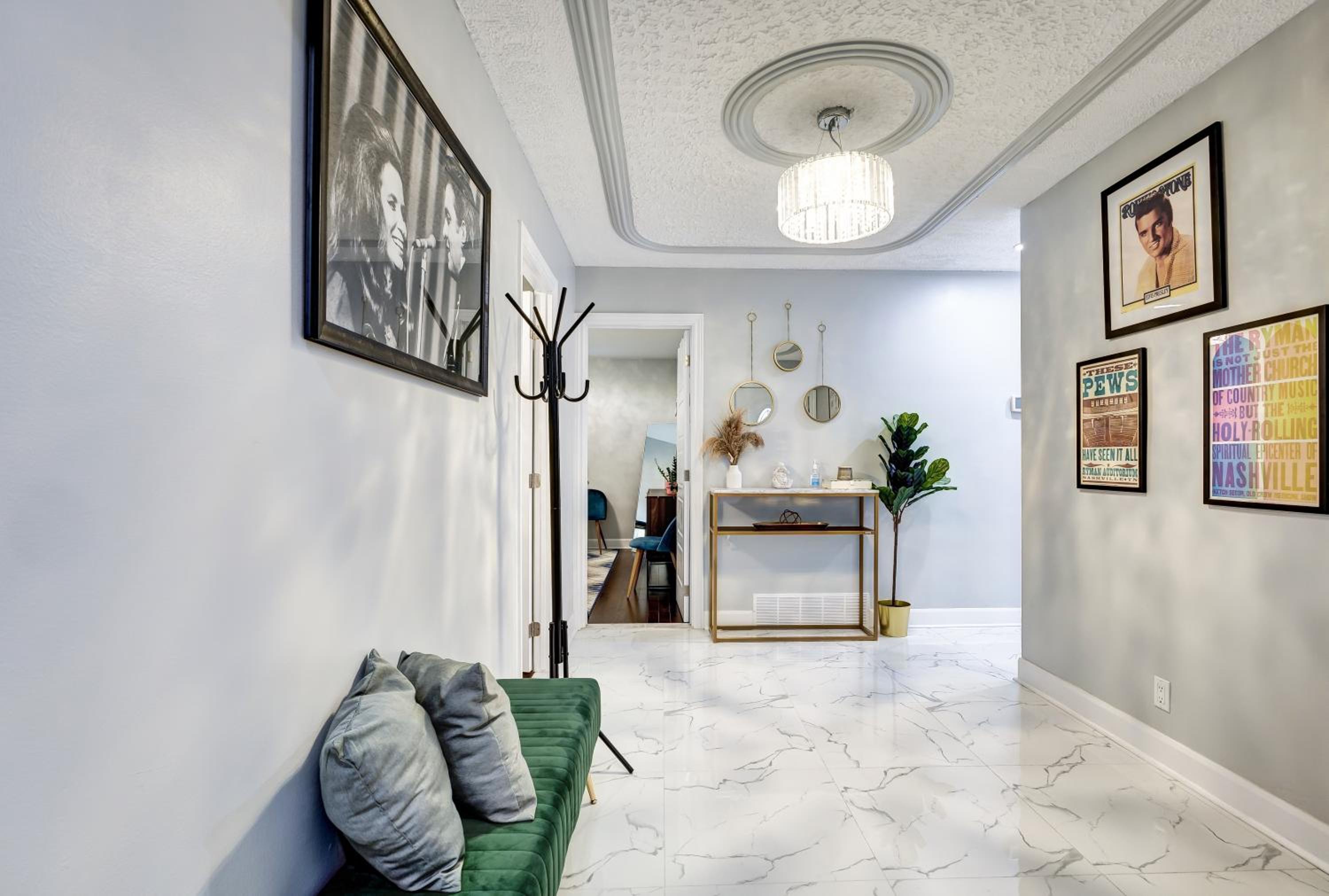 Modern 3 Bedrooms Lacordaire Suite