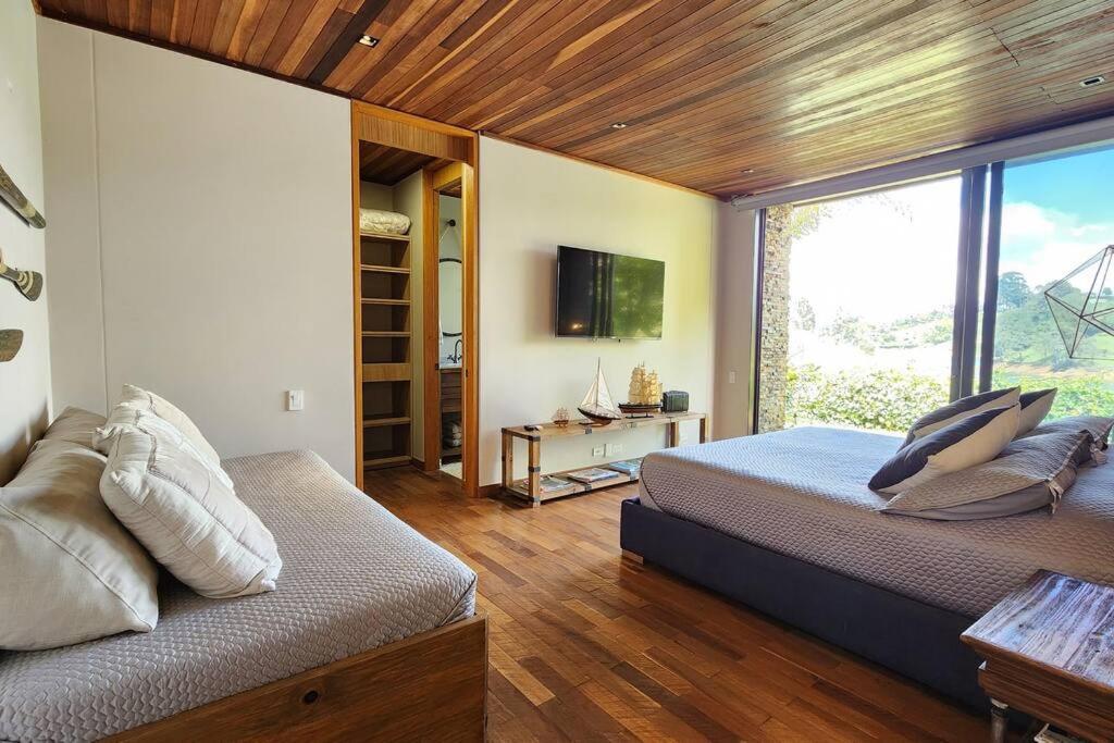 Maremansa Lake House Guatapé