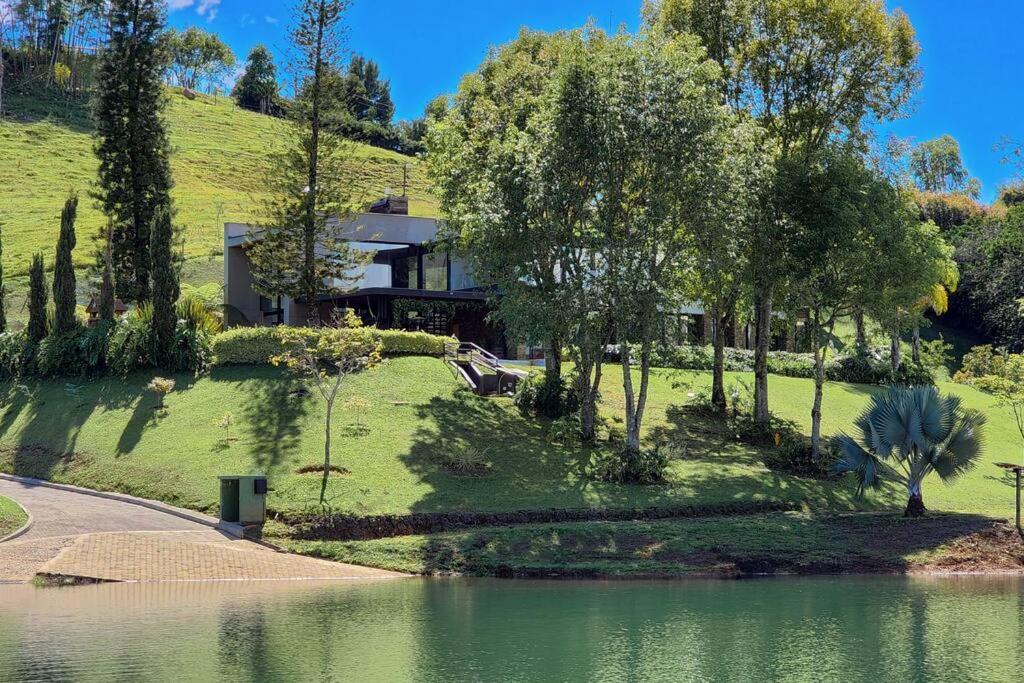 Maremansa Lake House Guatapé