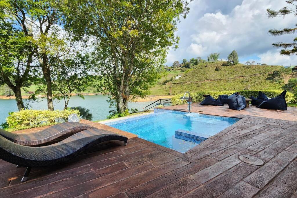 Maremansa Lake House Guatapé