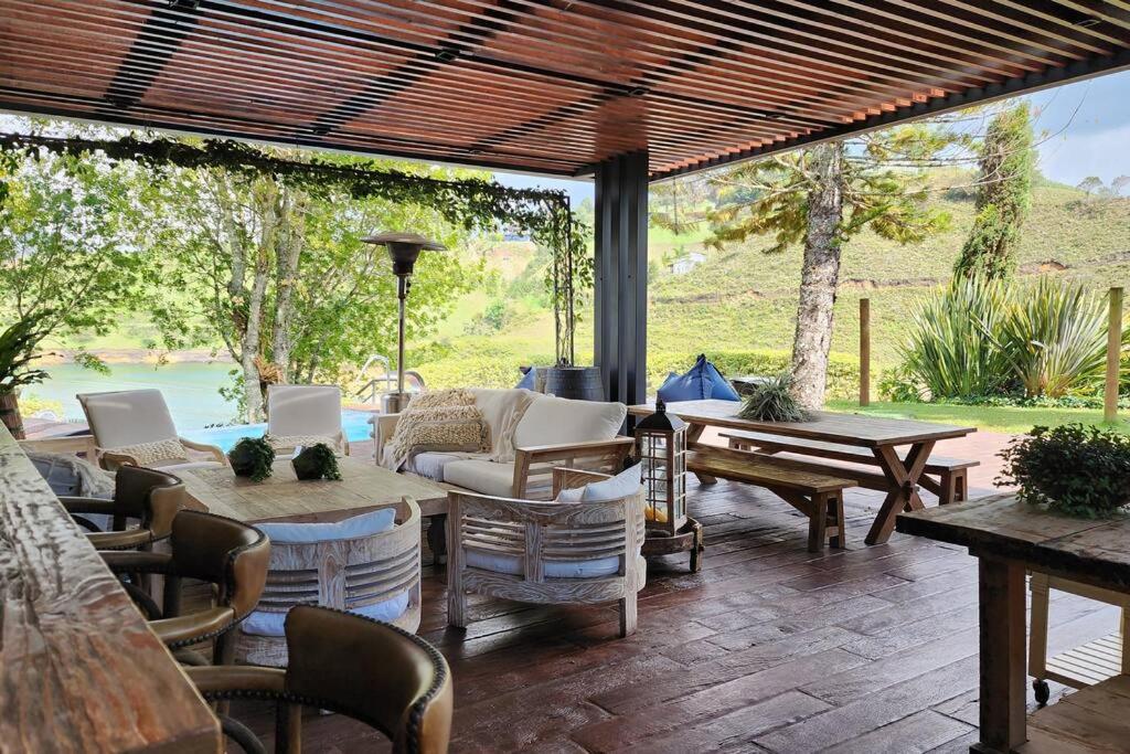Maremansa Lake House Guatapé