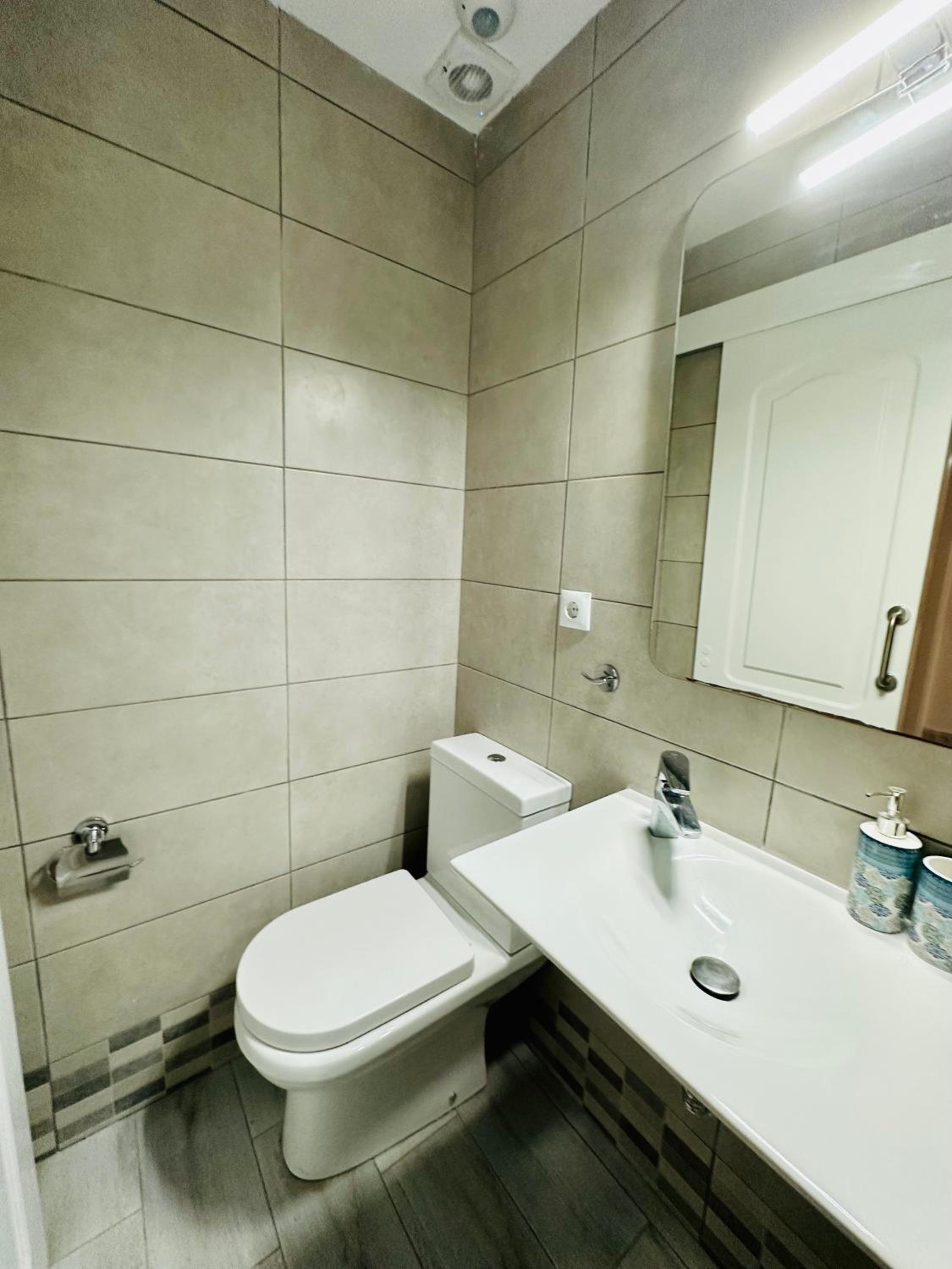 PLAYA DEL CURA - Spacious Beachside Apartment