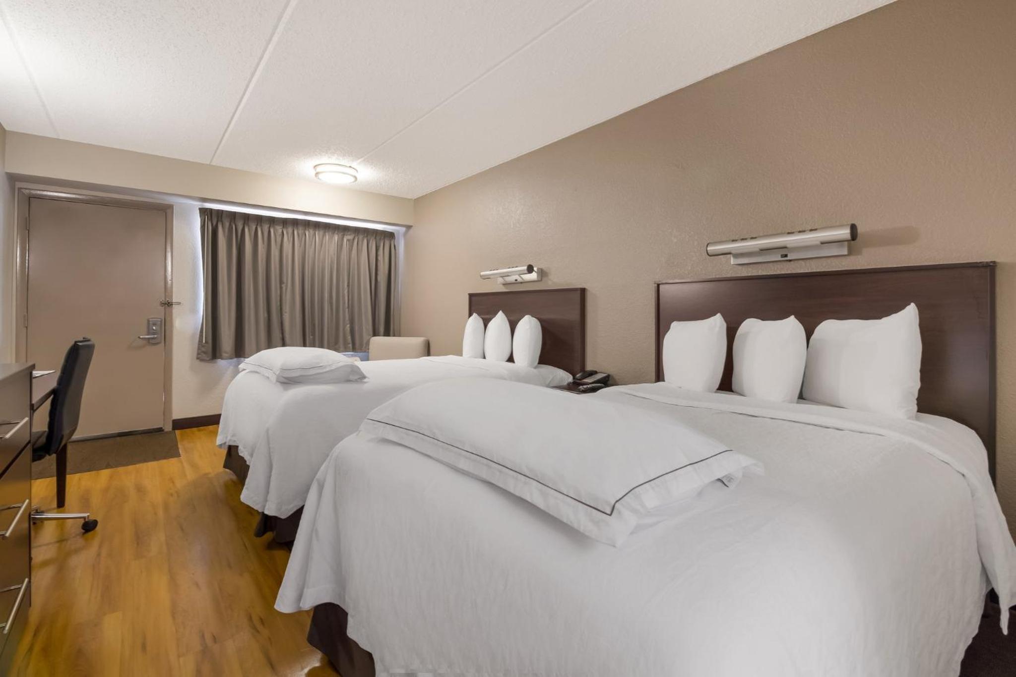 Red Roof Inn PLUS Nashville Airport - Property Image 31