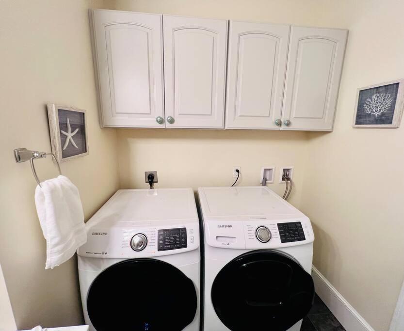 Historic Corner Apartment with patio & off street parking view 5