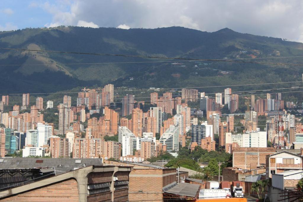 Medellin Tu hogar en la eterna primavera