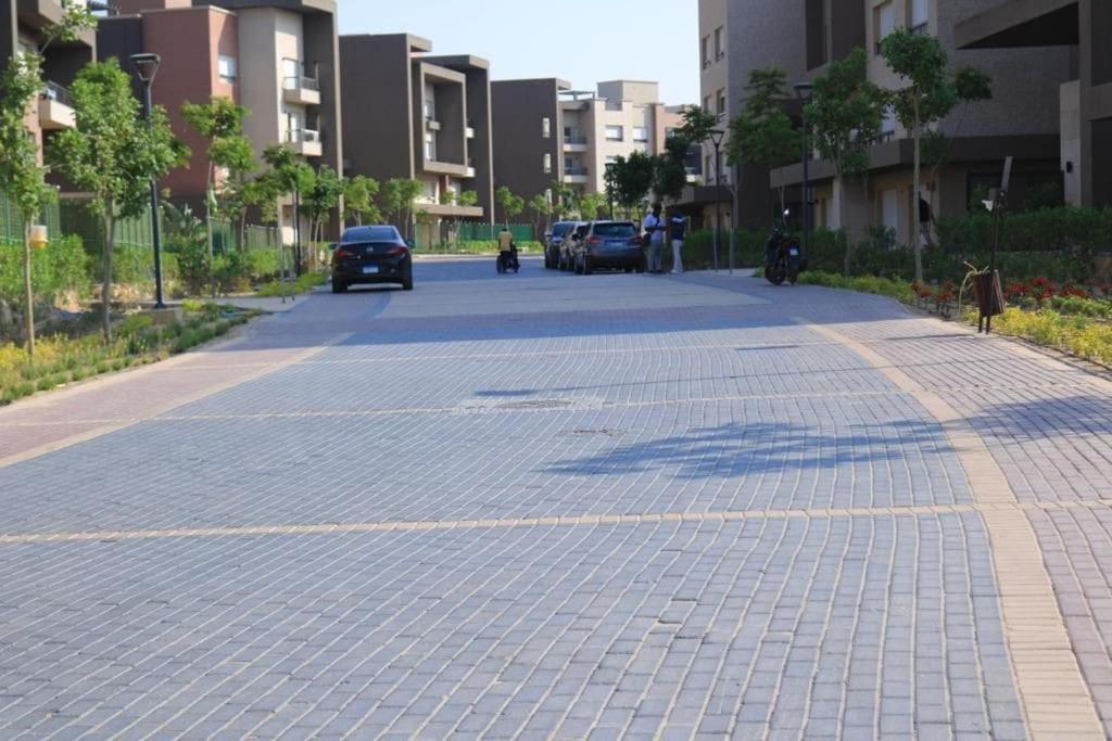 Modern apartment near Sheikh Zayed