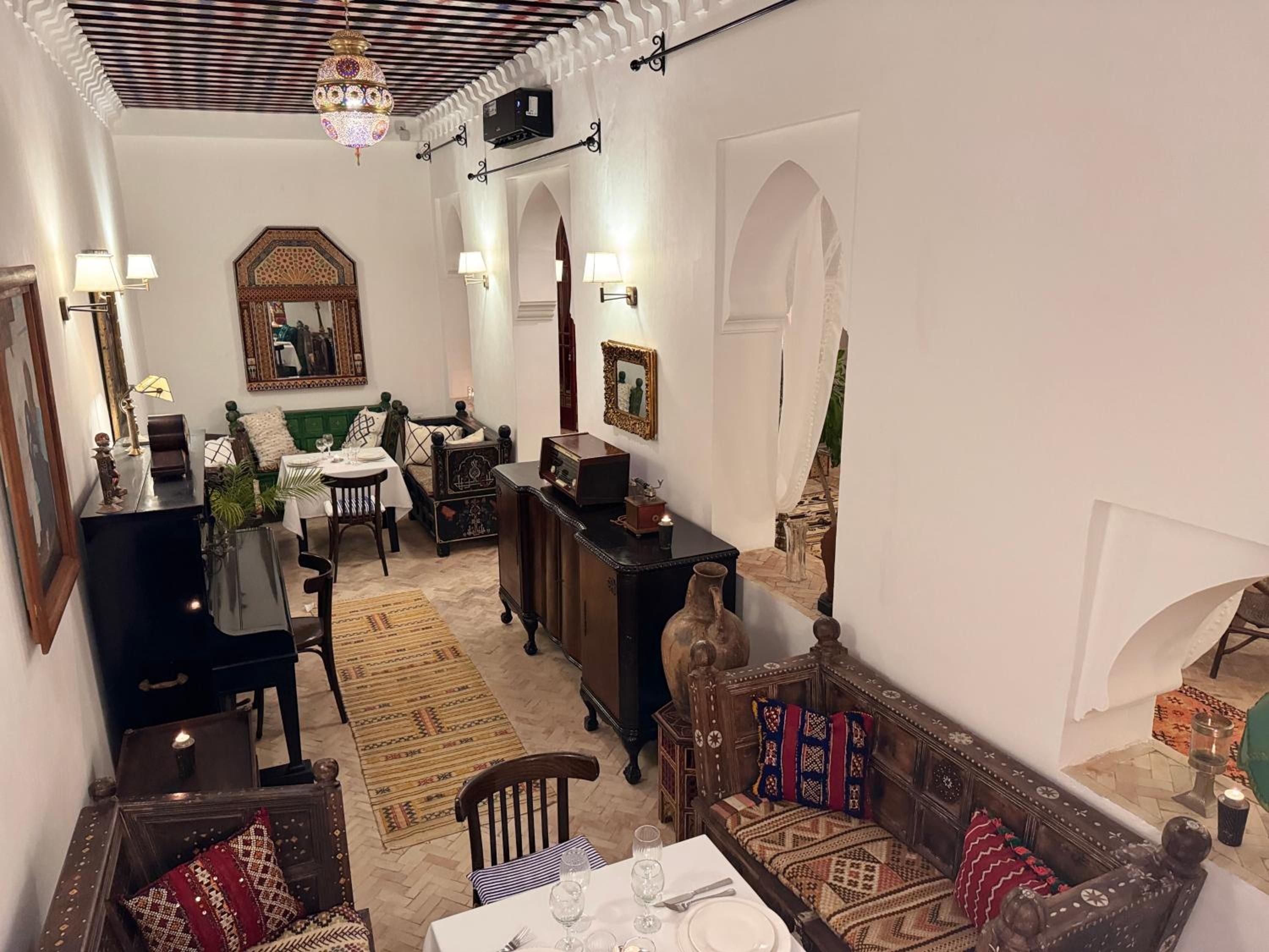 dining