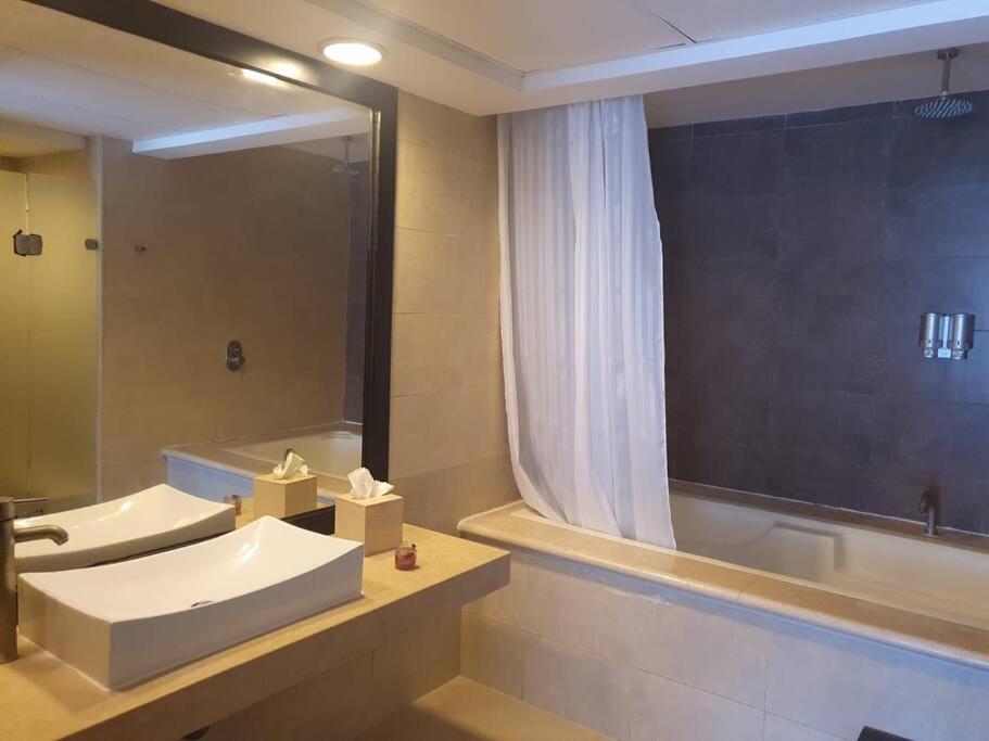 Private Pool 2 Bedroom Aldea Thai view 3