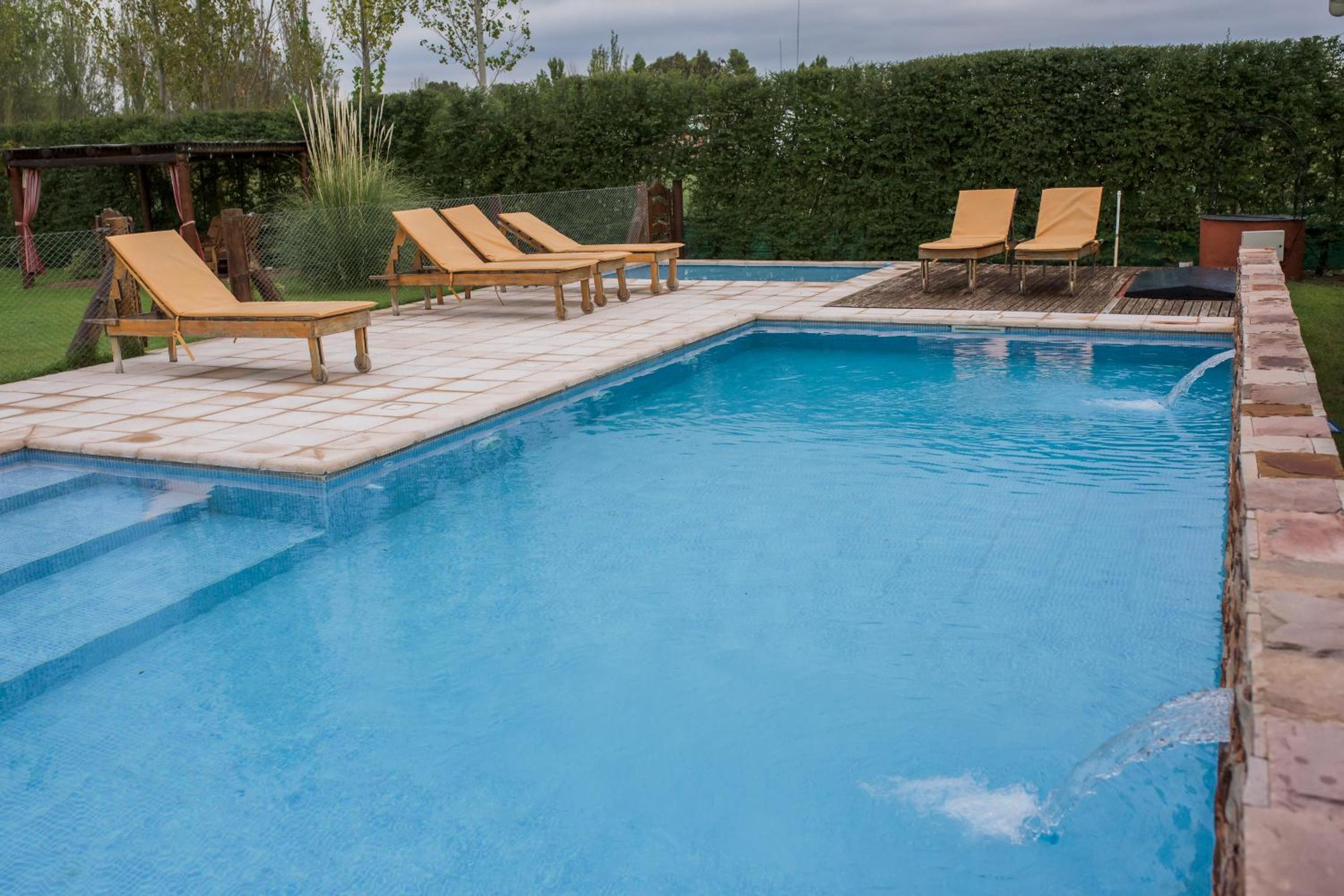 Altos la Villa