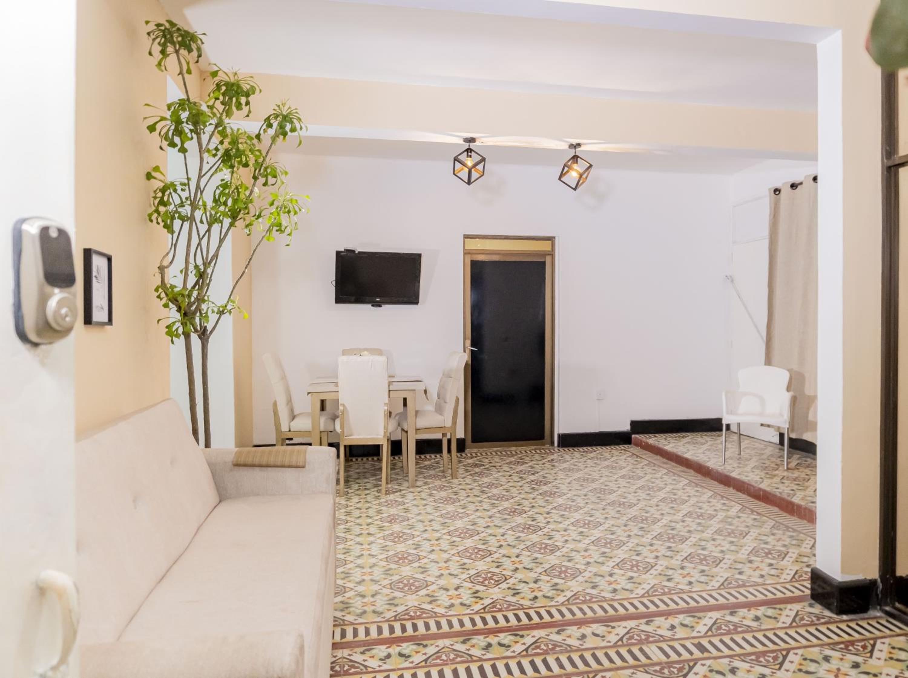 Republican Corner Apartment 201