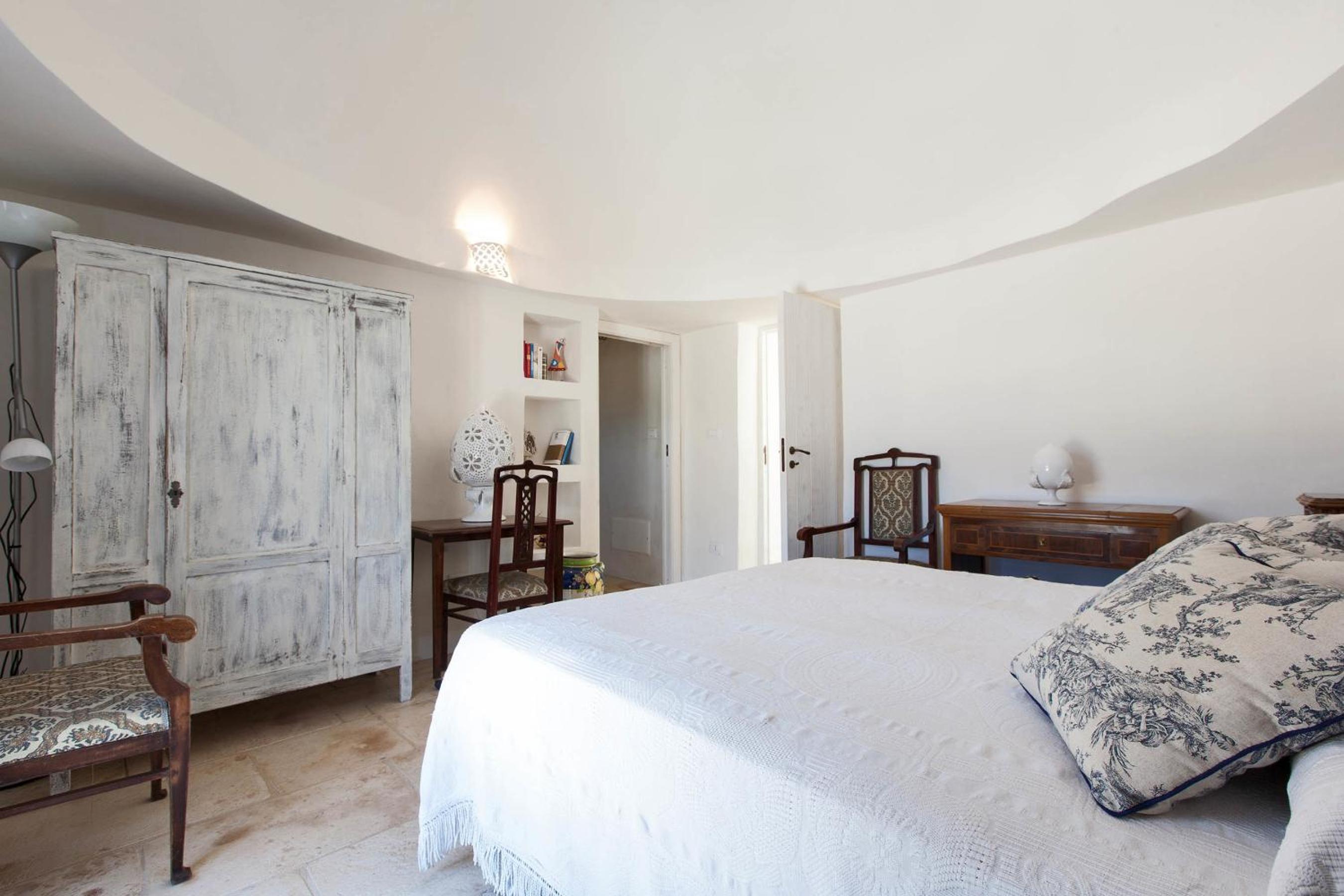 Trullo Coco' by Perle di Puglia