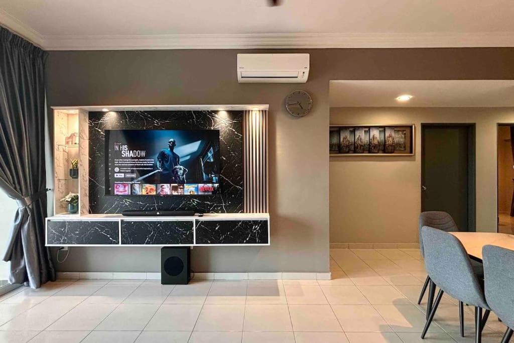 COZY Modern Spacious 8pax S PICE Penang photo 3