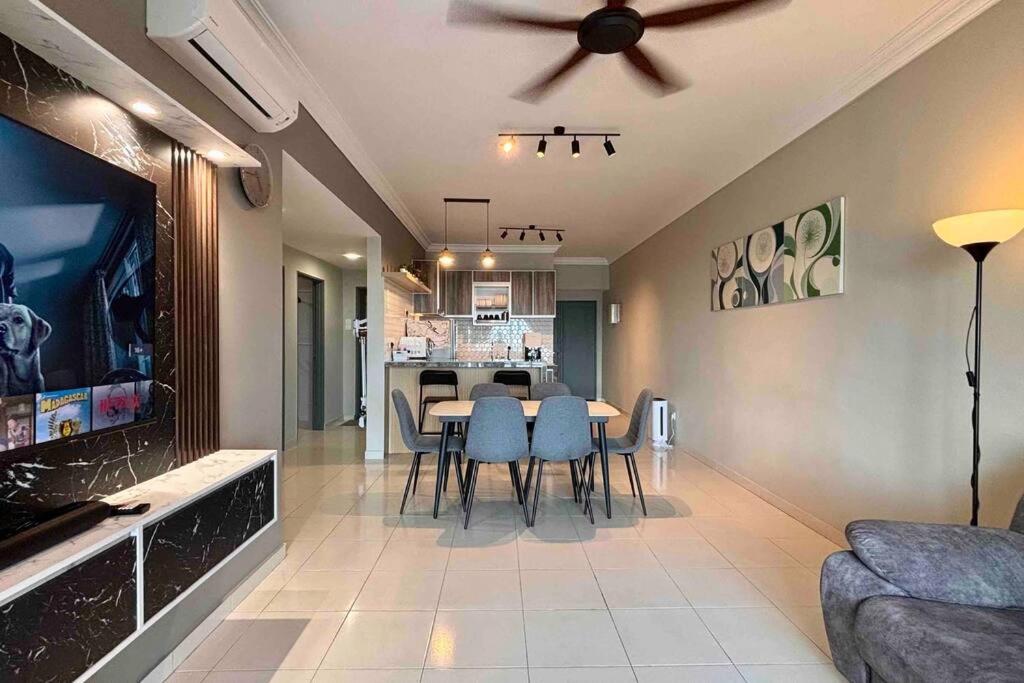 COZY Modern Spacious 8pax S PICE Penang photo 8