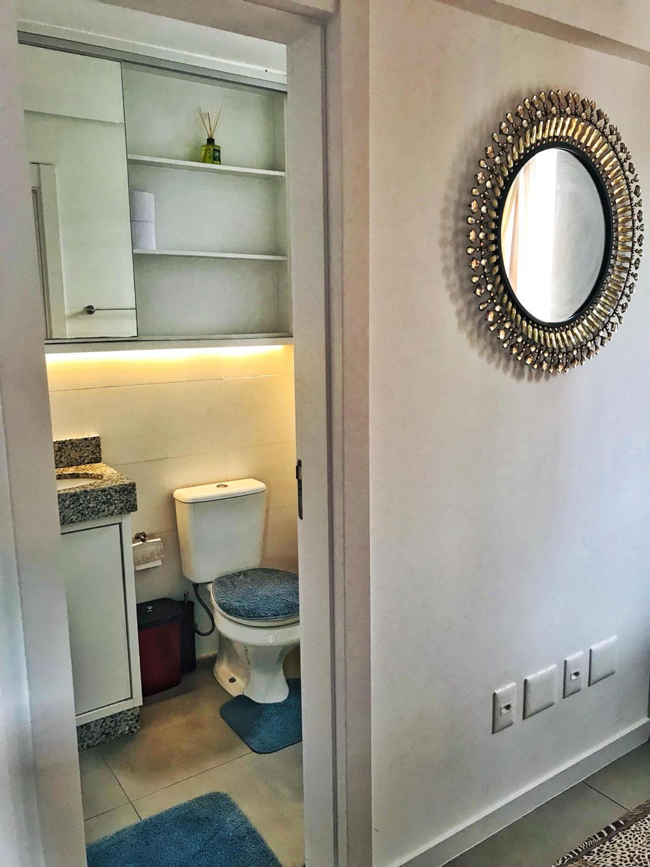 Apartamento Moderno ao Lado da Oktoberfest - Piscina & Academia - Wi-Fi & Estacionamento Gratuito