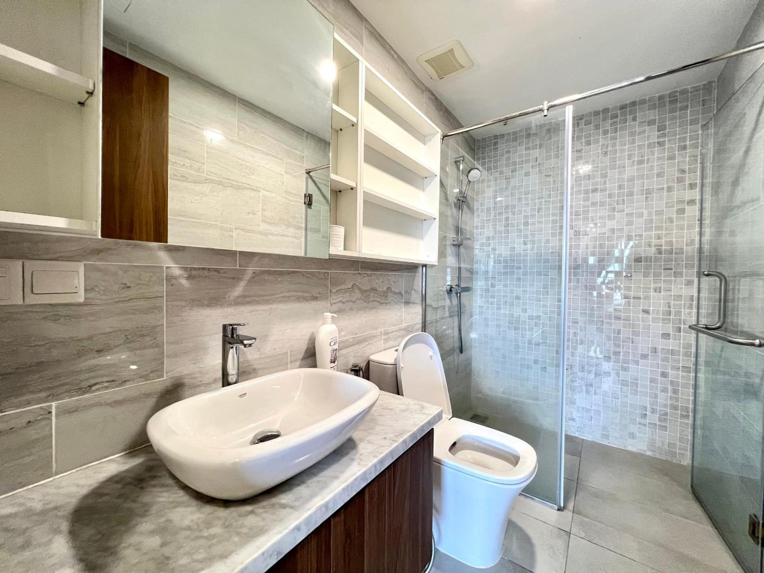 Zhome-2,3 BR apartment in Kingdom101-District 10