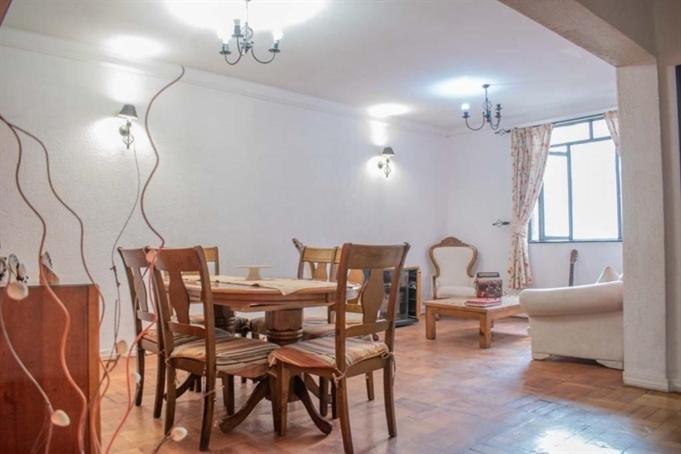 Habitación en dpto Paseo Bulnes