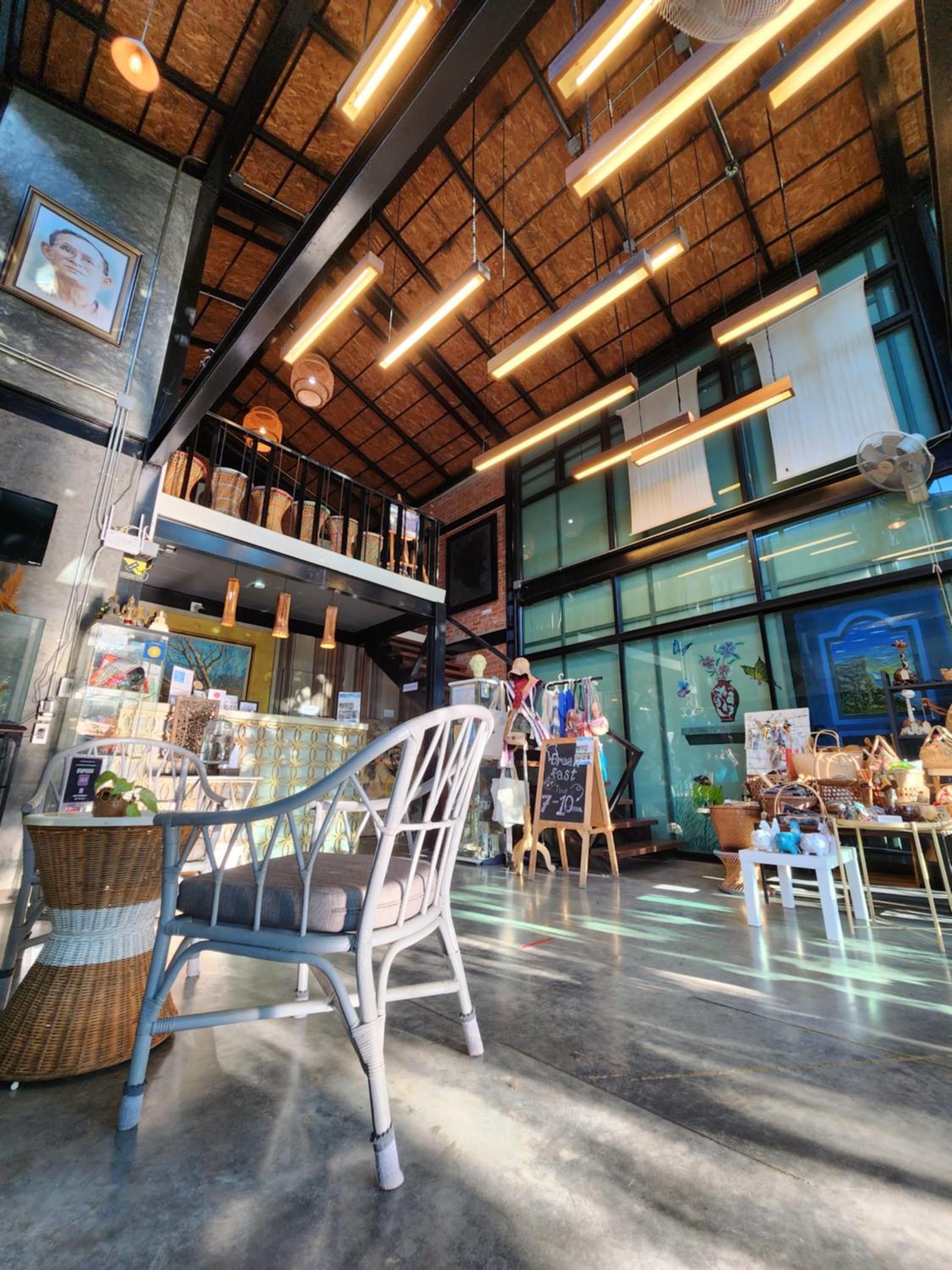 Baan Mai Kradan Hostel Chiang Rai