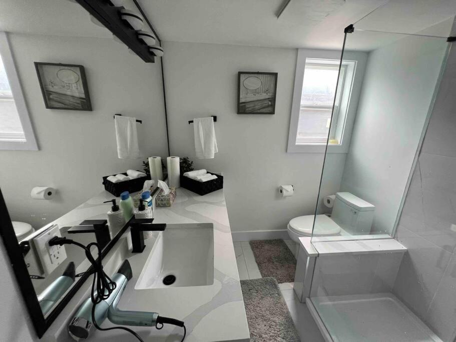 Ricky’s beautiful private apartment/Suite