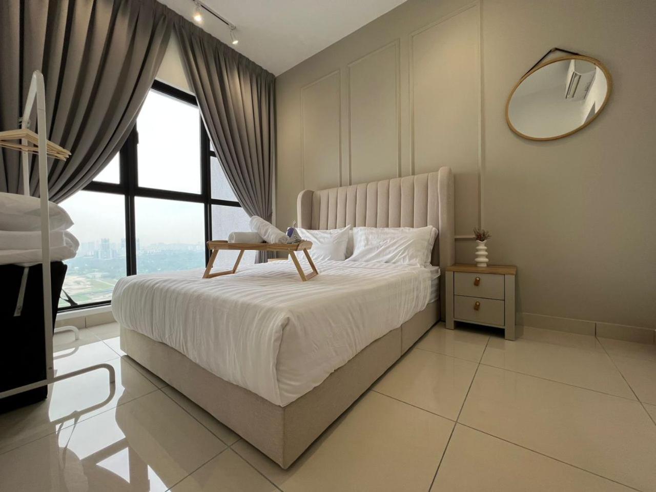 KL City View 2R1B Free Wifi 6pax
