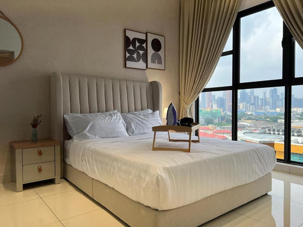 KL City View 2R1B Free Wifi 6pax