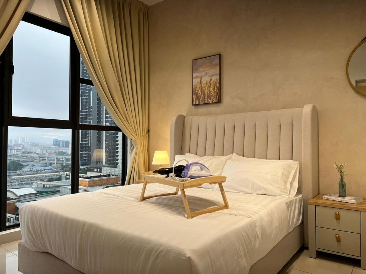 KL City View 2R1B Free Wifi 6pax