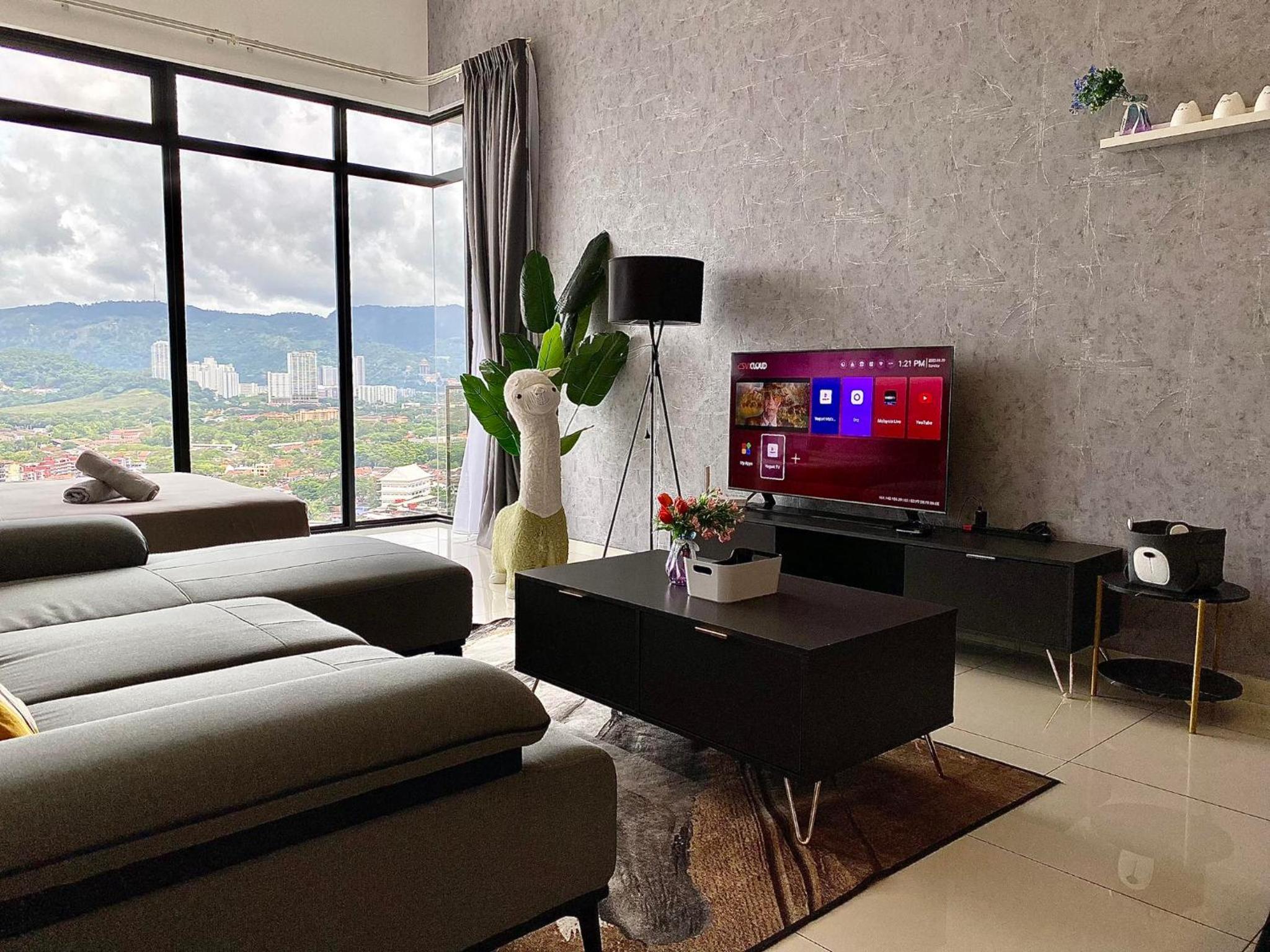Beacon Executive Suite by stayCATion Homestay photo 5