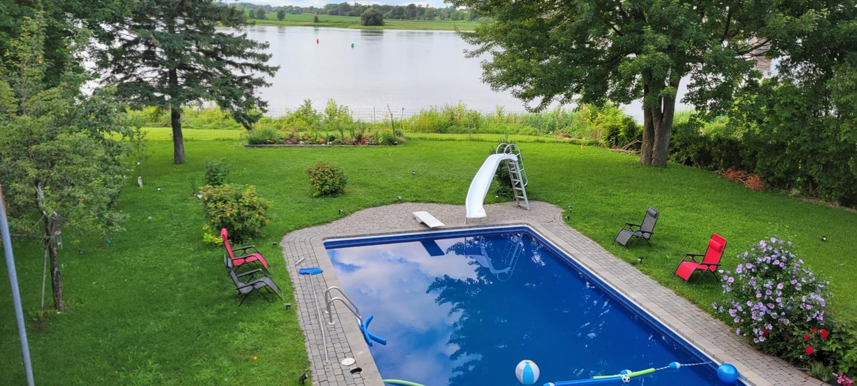 Lady Eden Waterfront Mansion - No party