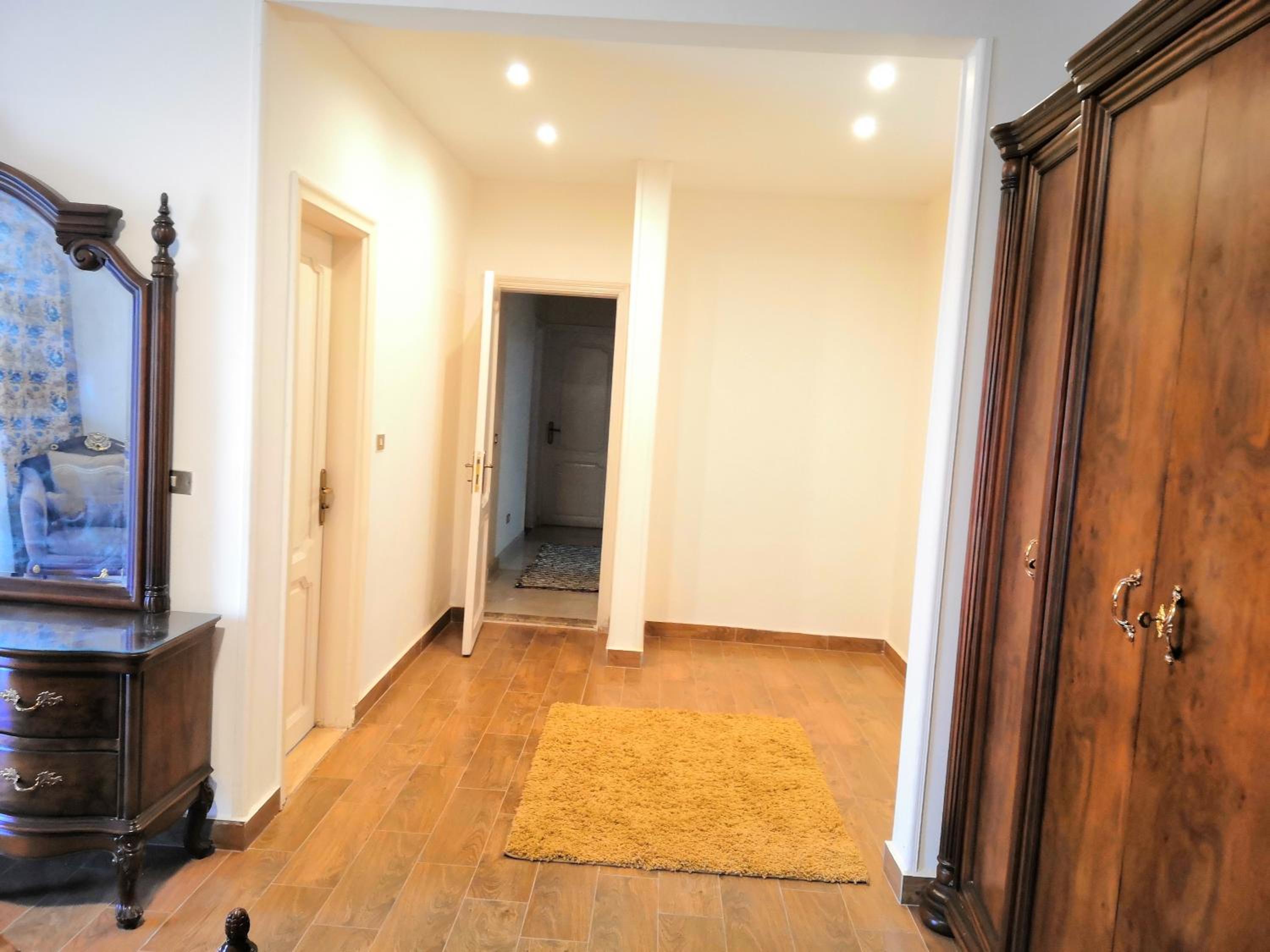 للسيدات Master bedroom for ladies only Sheik Zayed view 2
