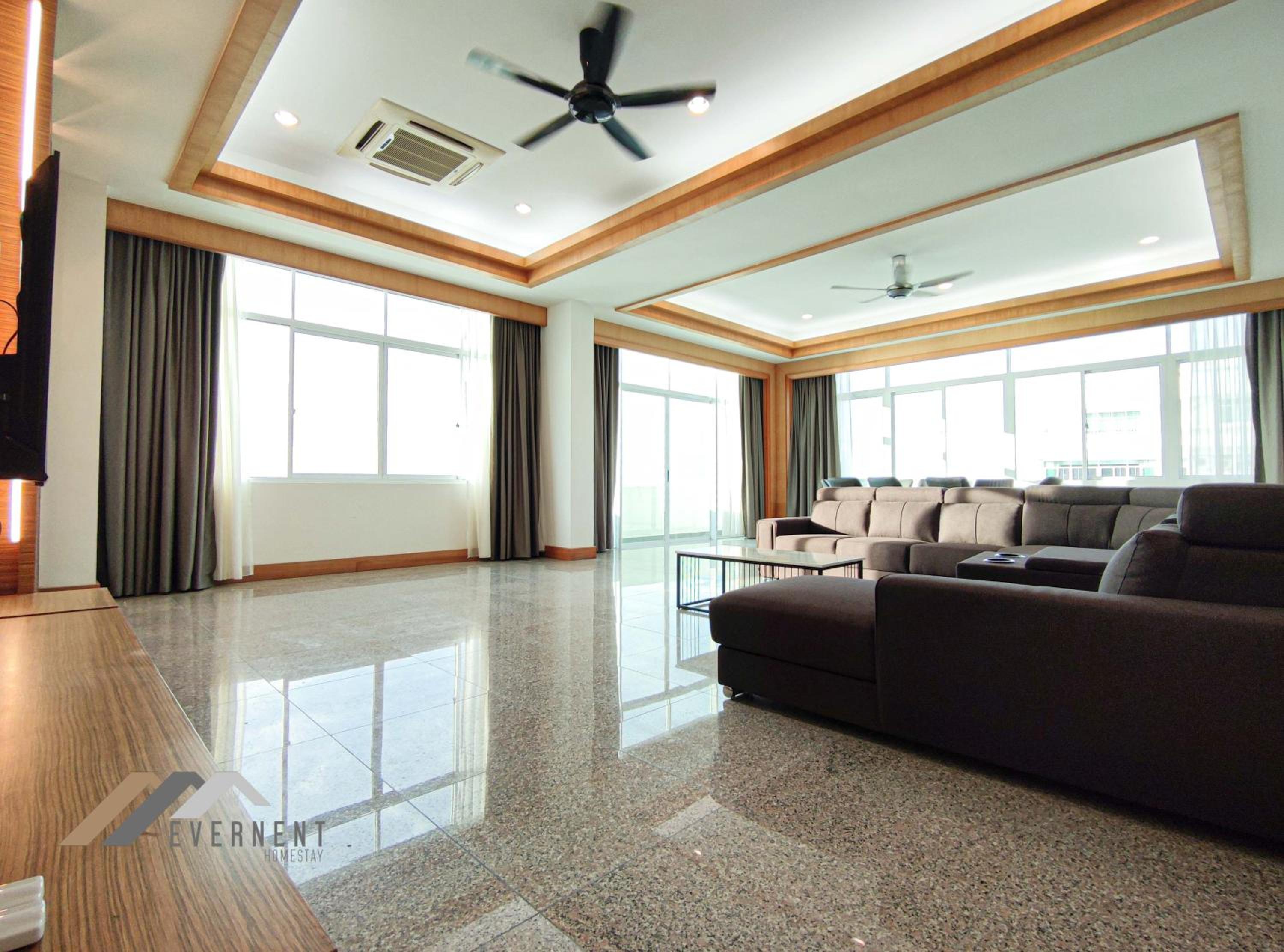 Bay Resort Penthouse by Evernent photo 7