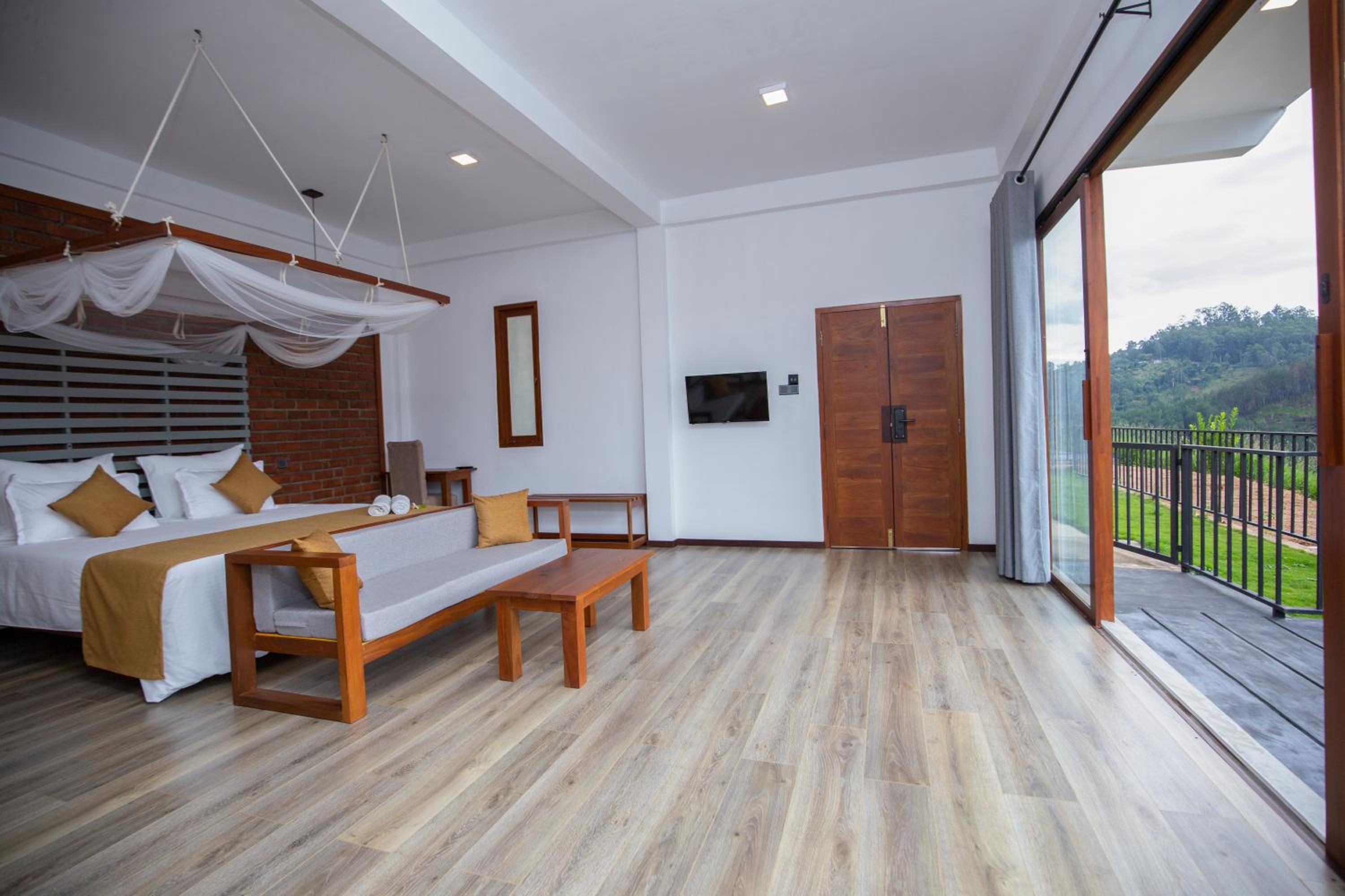 Dowa Elegance Resort