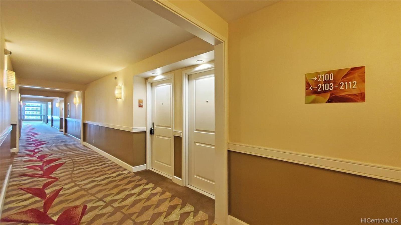 21st Floor Renovated Studio with 2 Queen Beds & NO resort fee view 4
