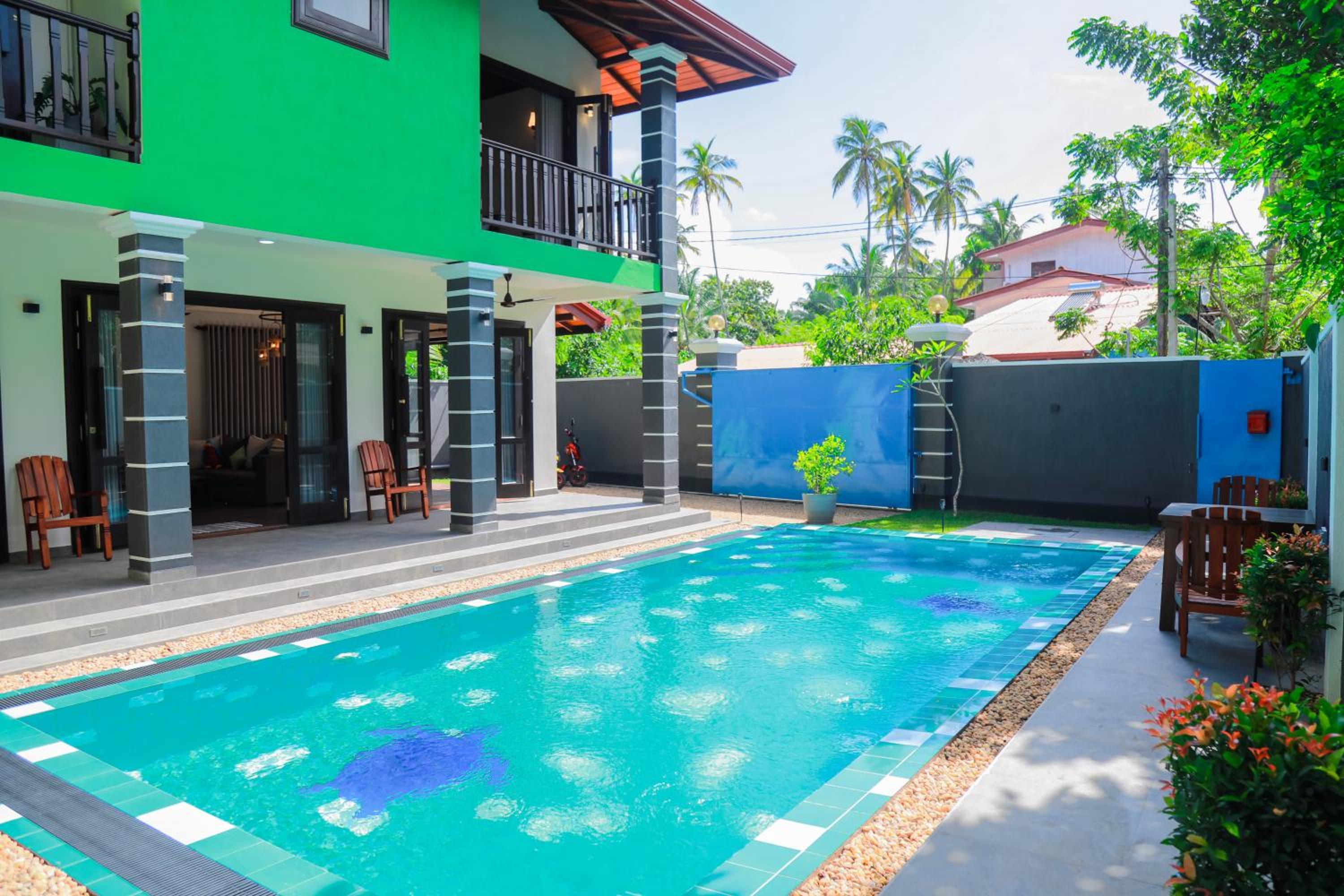 IBSON Villa - 02 Hikkaduwa with 4 Bedrooms & Salt Water Swimming Pool view 3