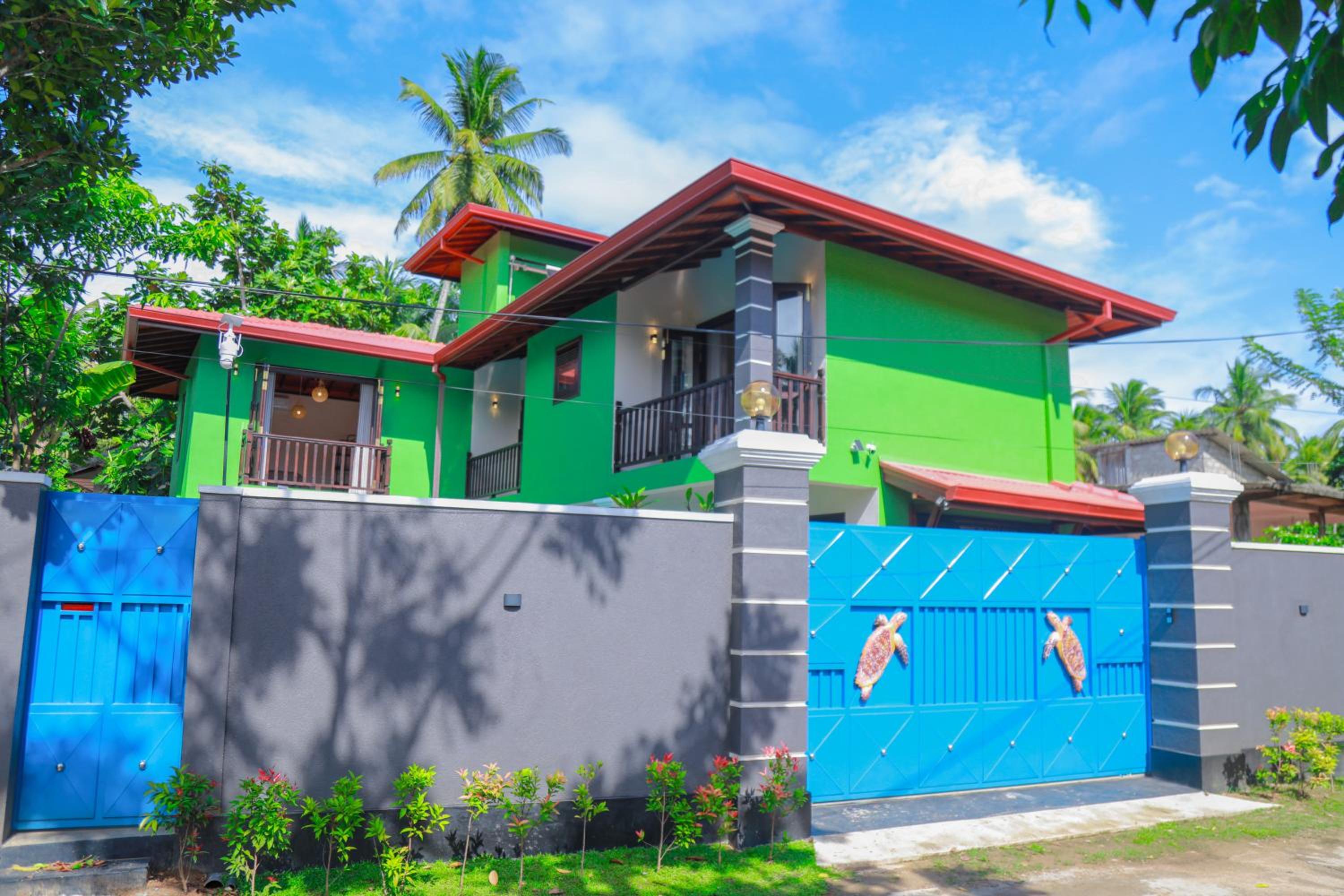 IBSON Villa - 02 Hikkaduwa with 4 Bedrooms & Salt Water Swimming Pool view 2
