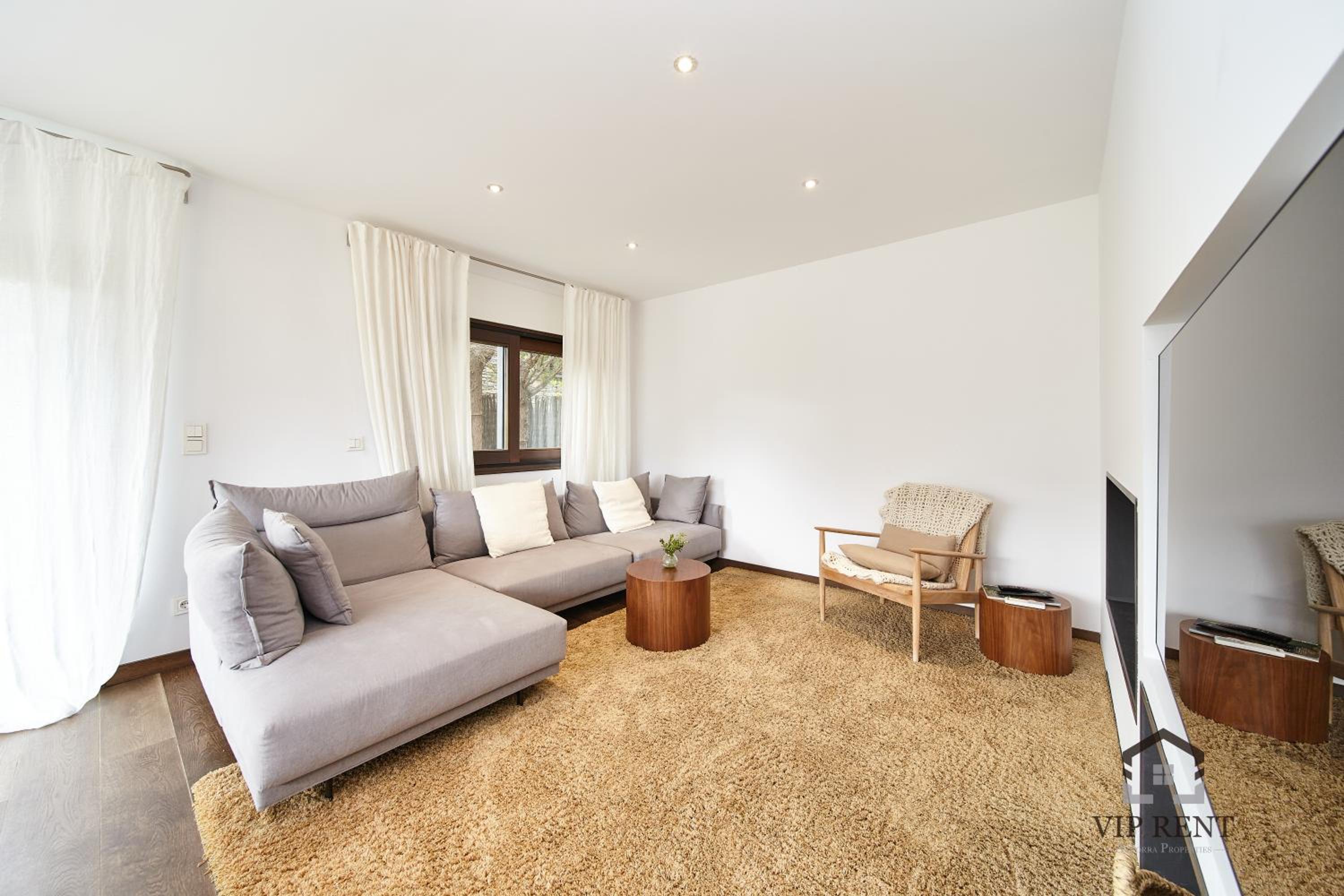 Chalet el Salze lujo con jardin y vistas en la Massana